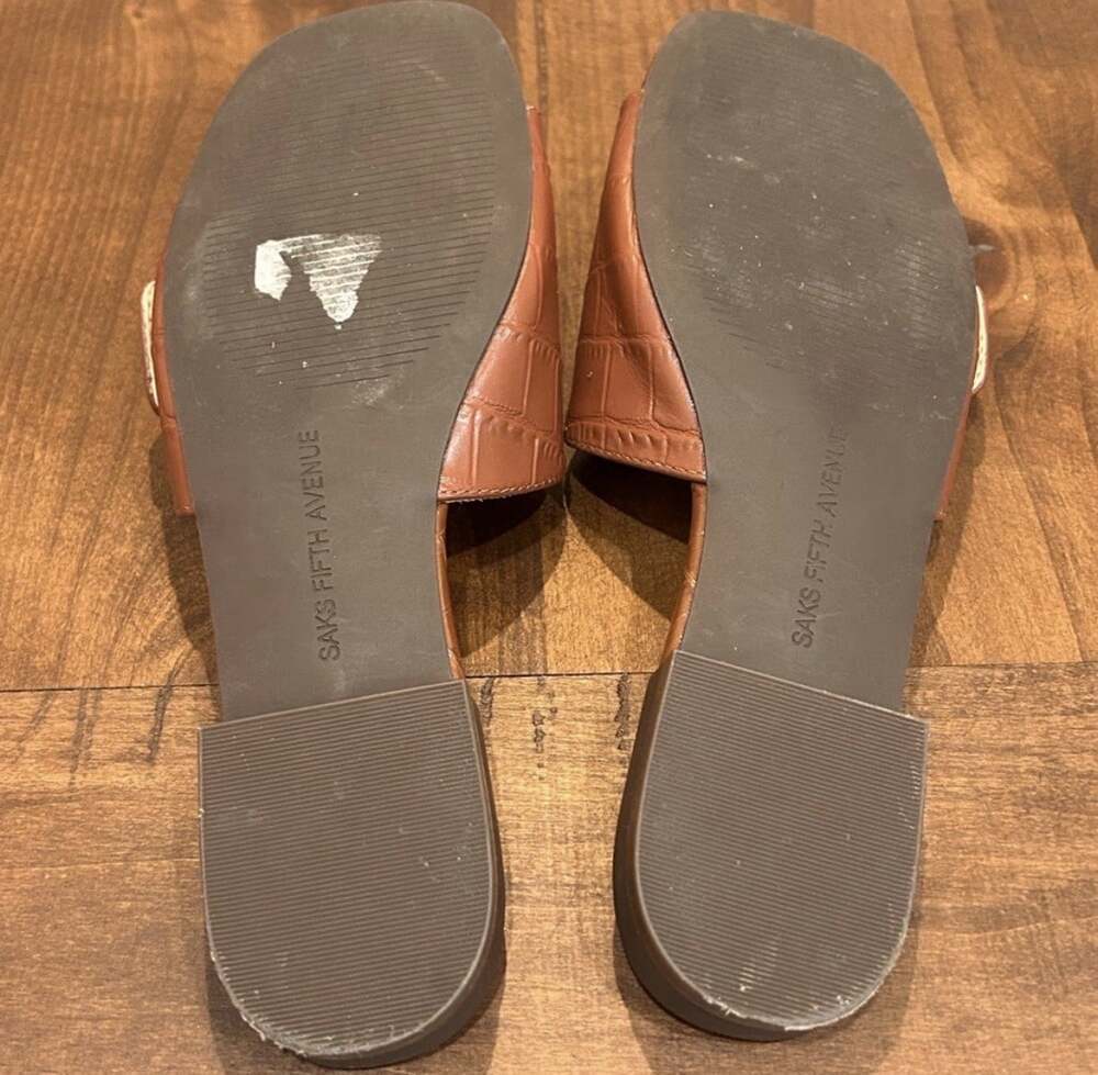 Saks Fifth Avenue Brown Leather Croc Embossed Buckle Slide Sandals Size 6.5 - Picture 4 of 5